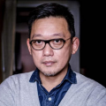 年轻母亲:原著